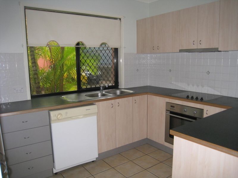 1/36-38 Latham Street, Chermside QLD 4032