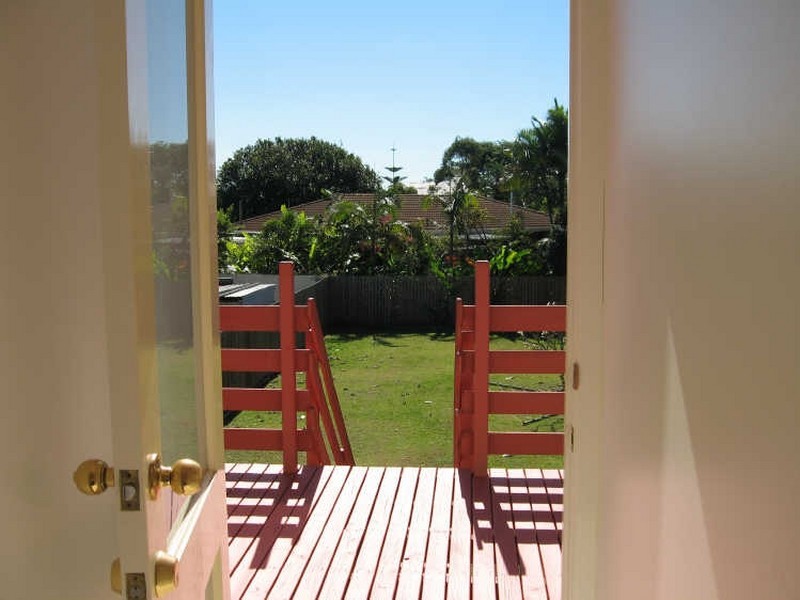30 Thirteenth Avenue, Brighton QLD 4017
