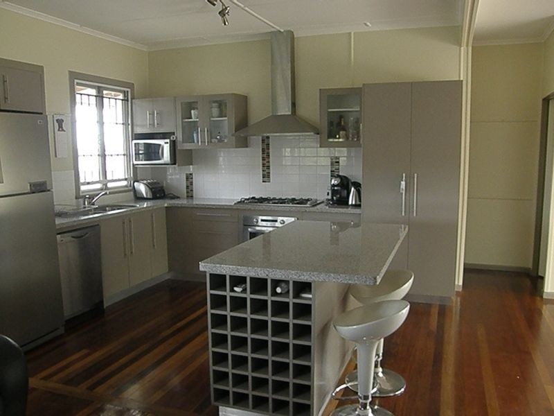 15 Macedon Street, Wavell Heights QLD 4012