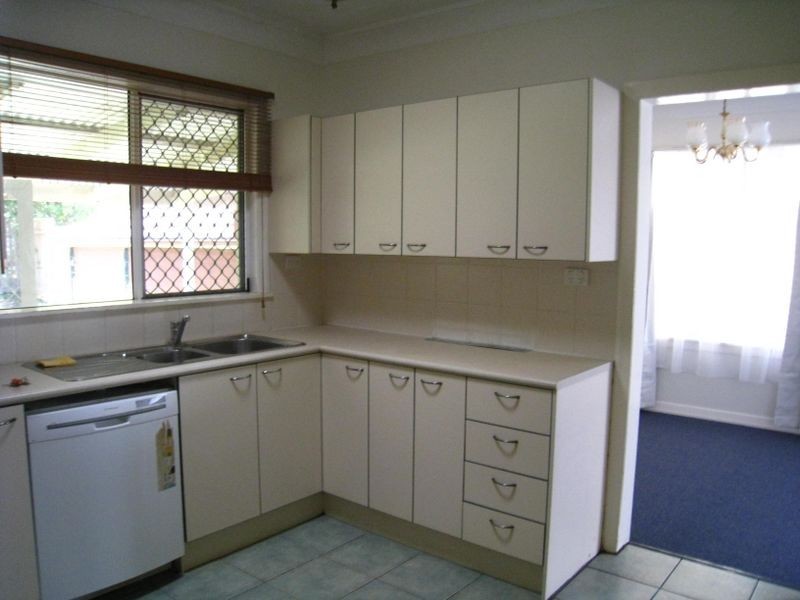 21 Ellerdale street, Aspley QLD 4034