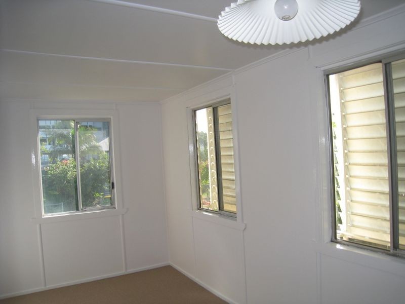 18 Latham Street, Chermside QLD 4032