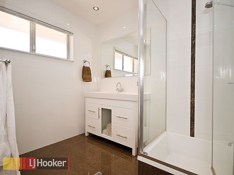 11 Belinda Street, Aspley QLD 4034