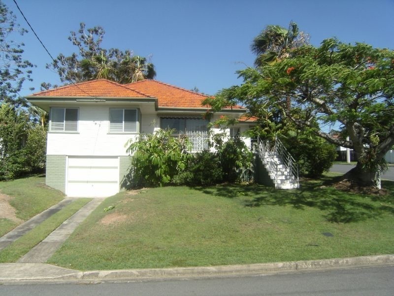 21 Macedon Street, Wavell Heights QLD 4012