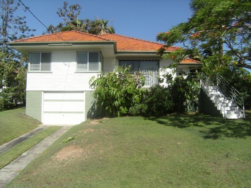 21 Macedon Street, Wavell Heights QLD 4012