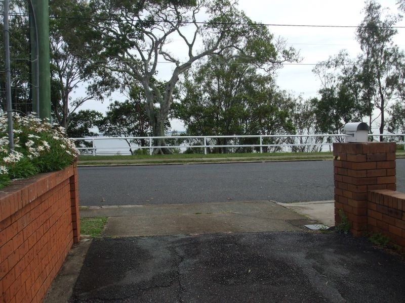 92 Eagle Terrace, Sandgate QLD 4017