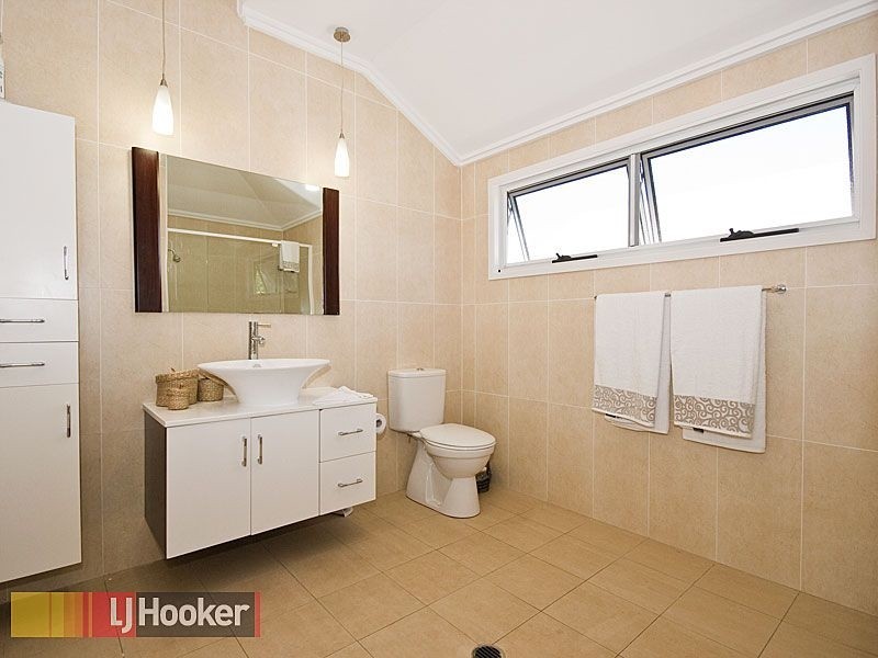 112 Yundah Street, Shorncliffe QLD 4017