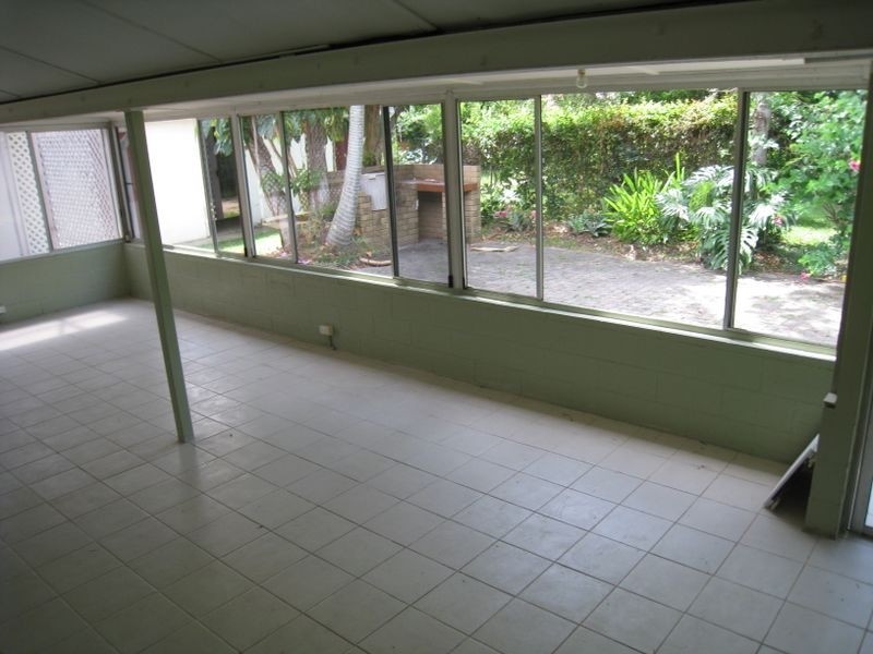 15 Biarra Street, Deagon QLD 4017