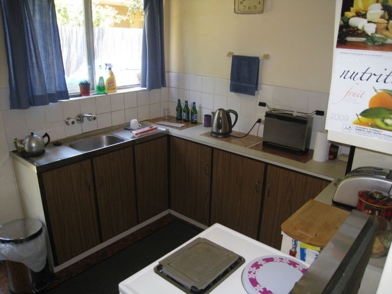 33 Victoria Terrace, Gordon Park QLD 4031