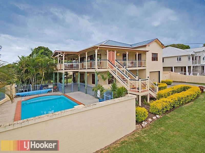 21 Robinson Street, Shorncliffe QLD 4017