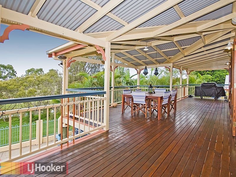 21 Robinson Street, Shorncliffe QLD 4017