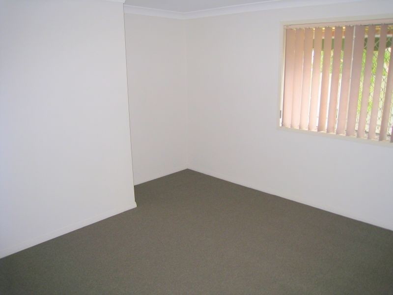 2/26 Seventeenth Avenue, Brighton QLD 4017