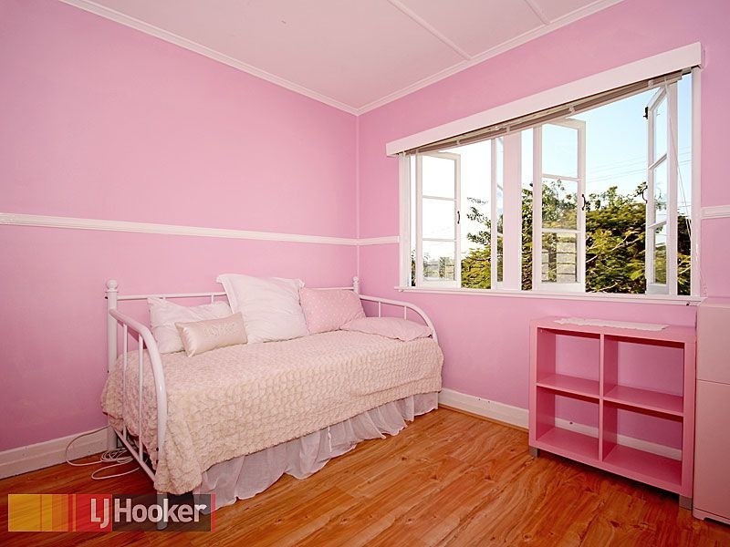 14 Chigwell Street, Wavell Heights QLD 4012