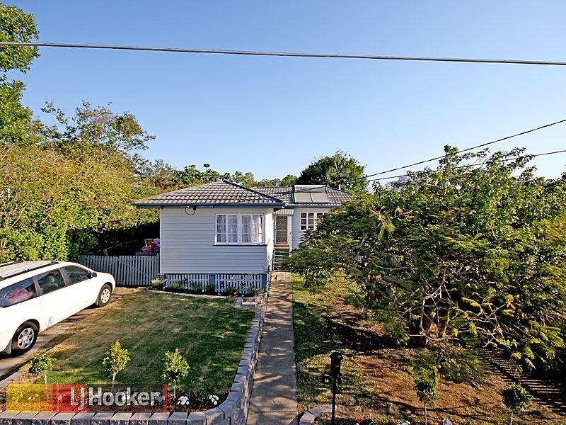 14 Chigwell Street, Wavell Heights QLD 4012