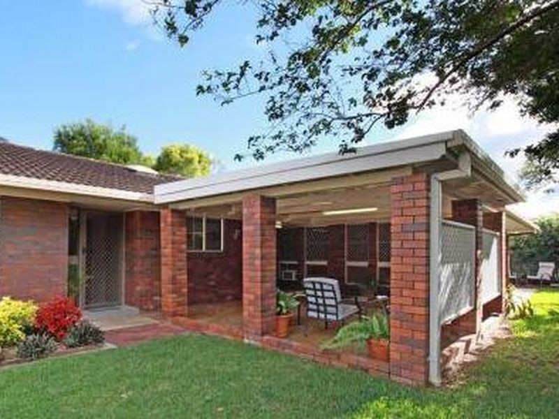 6 Traves Street, Chermside West QLD 4032