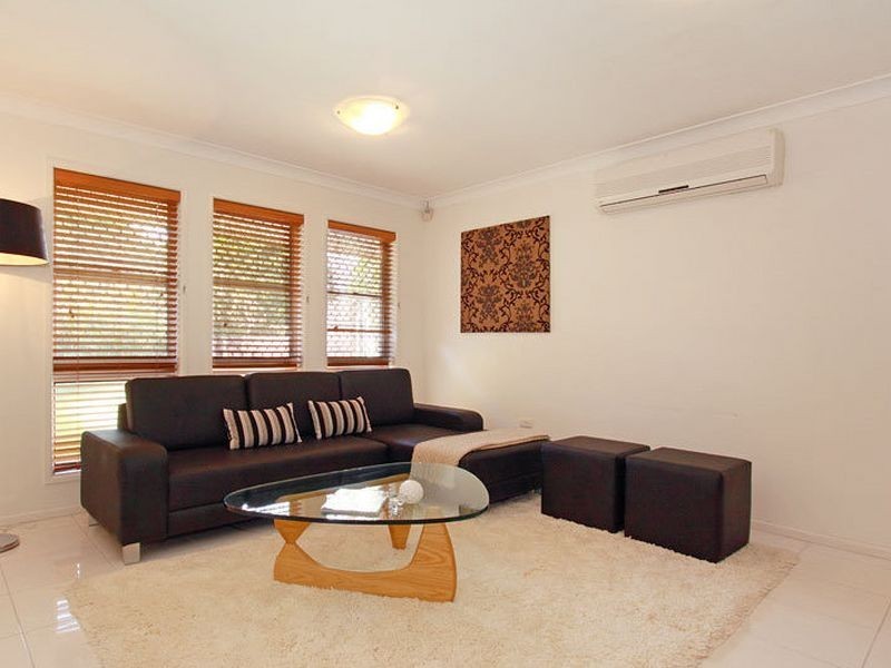 6 Traves Street, Chermside West QLD 4032