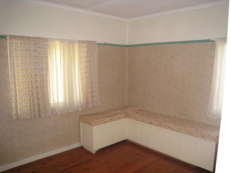 67 Highcrest Ave, Wavell Heights QLD 4012