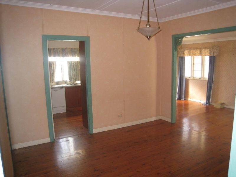 67 Highcrest Ave, Wavell Heights QLD 4012