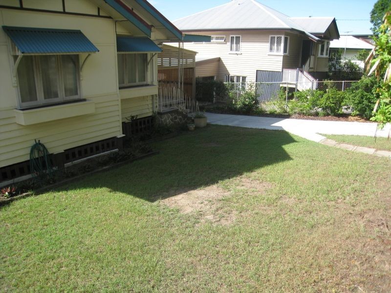 67 Highcrest Ave, Wavell Heights QLD 4012