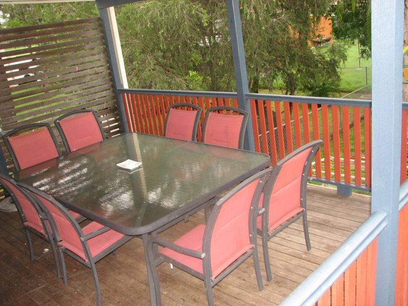 127 Southerden Street, Sandgate QLD 4017