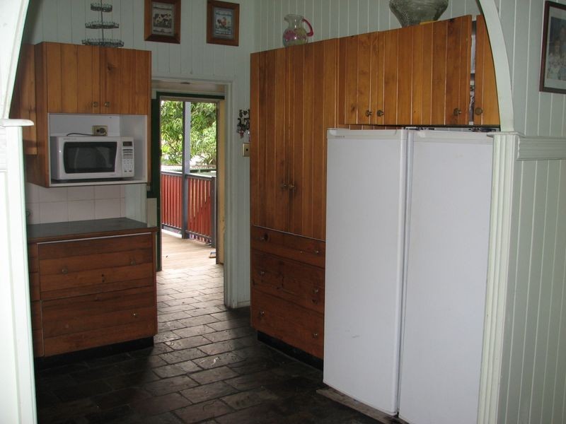 127 Southerden Street, Sandgate QLD 4017