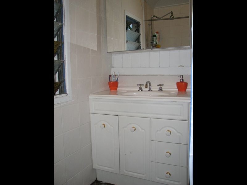 127 Southerden Street, Sandgate QLD 4017