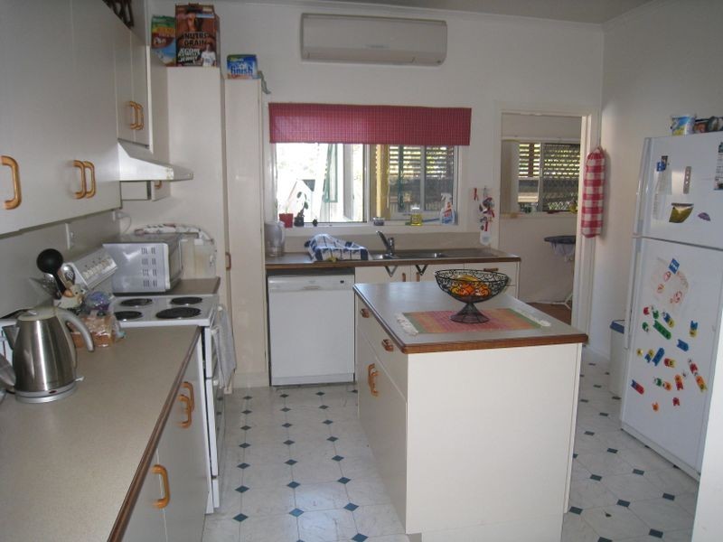 248 Queens Parade, Brighton QLD 4017