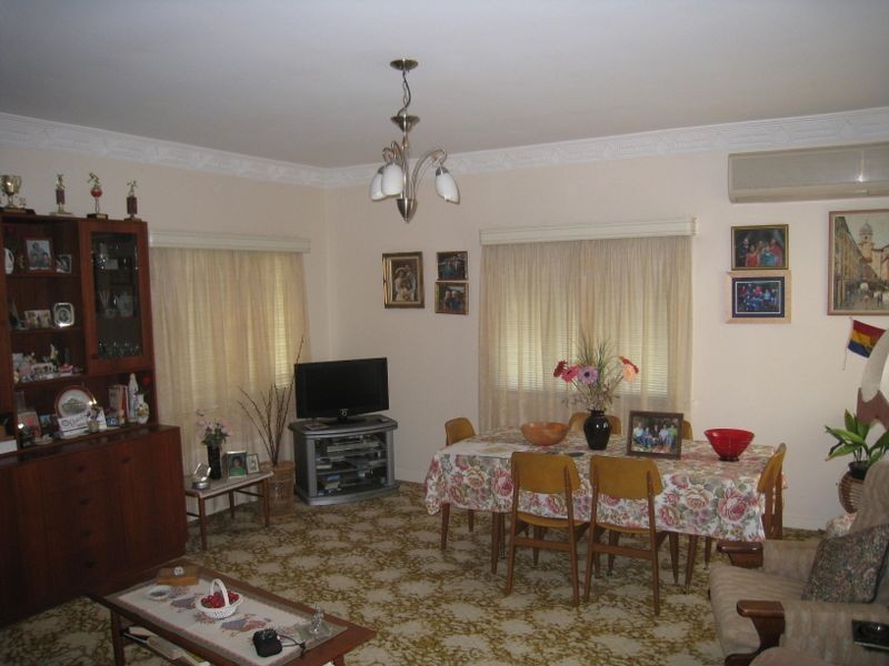 33 Bouchard St, Chermside QLD 4032