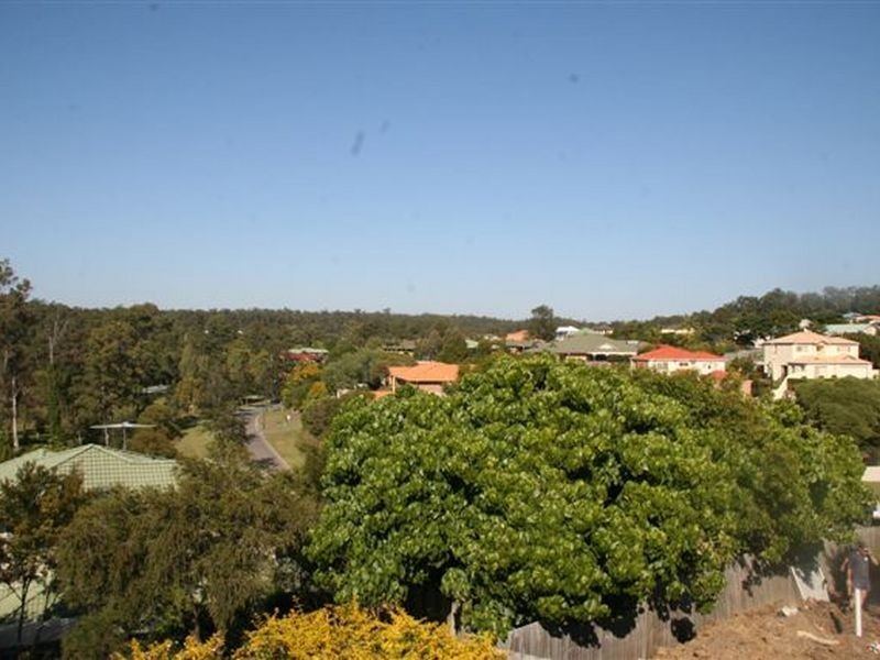 34 Silkyoak Way, Albany Creek QLD 4035