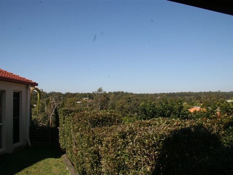 34 Silkyoak Way, Albany Creek QLD 4035