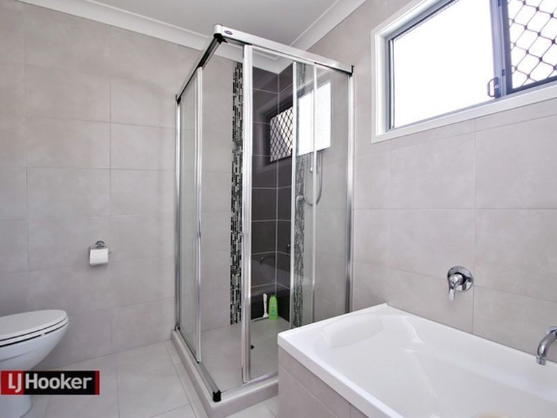 24 Bouchard St, Chermside QLD 4032