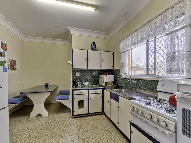 18 Parkham Avenue, Wavell Heights QLD 4012