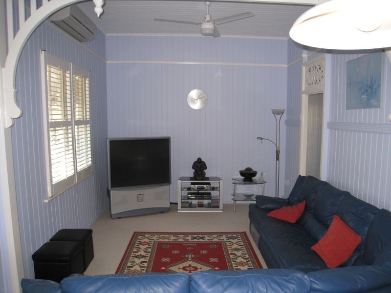 41 Kate Street, Shorncliffe QLD 4017