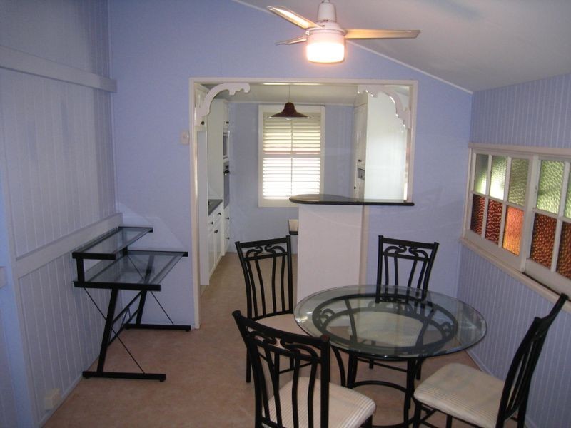 41 Kate Street, Shorncliffe QLD 4017