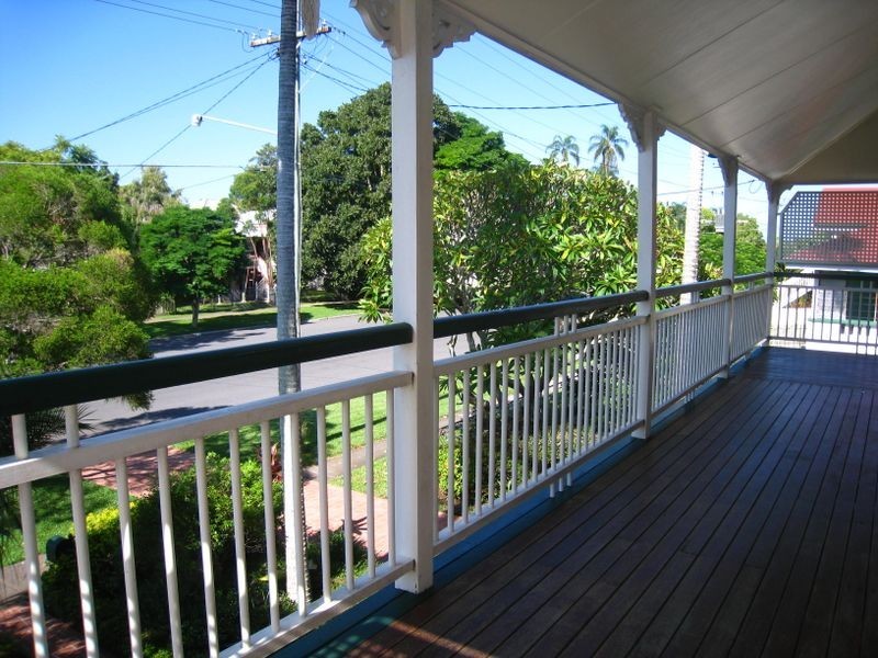 41 Kate Street, Shorncliffe QLD 4017