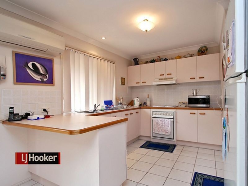 2/8 View Street, Chermside QLD 4032