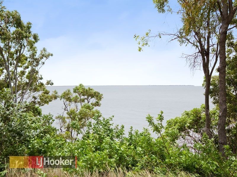 76 Eagle Terrace, Sandgate QLD 4017