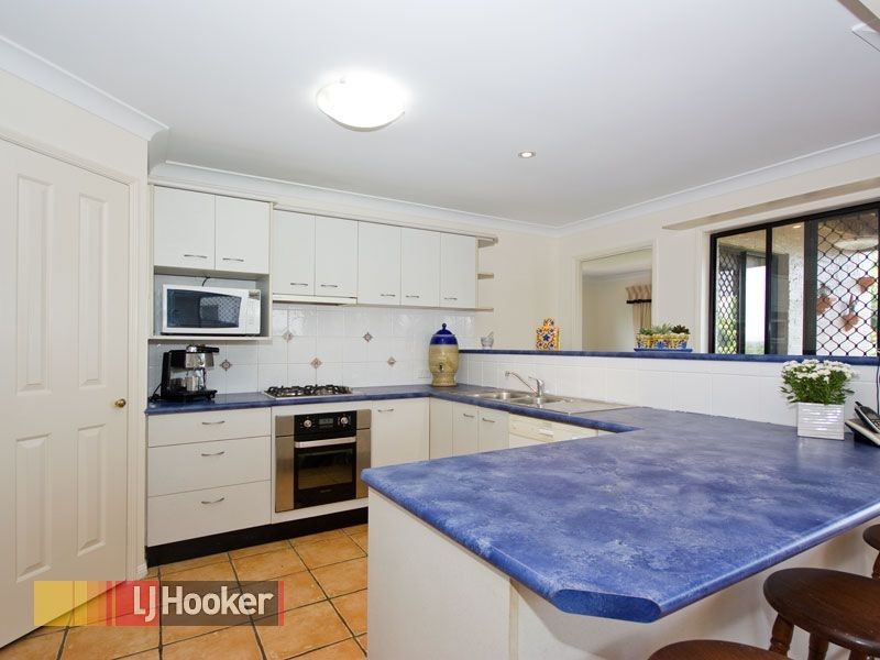 76 Eagle Terrace, Sandgate QLD 4017