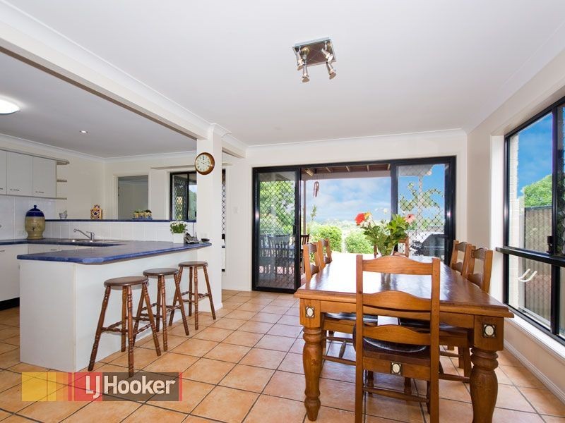 76 Eagle Terrace, Sandgate QLD 4017