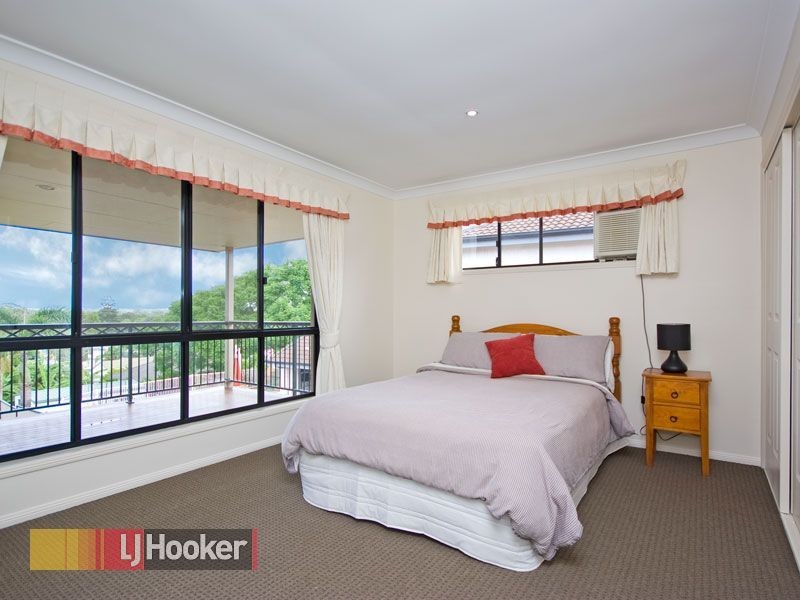 76 Eagle Terrace, Sandgate QLD 4017