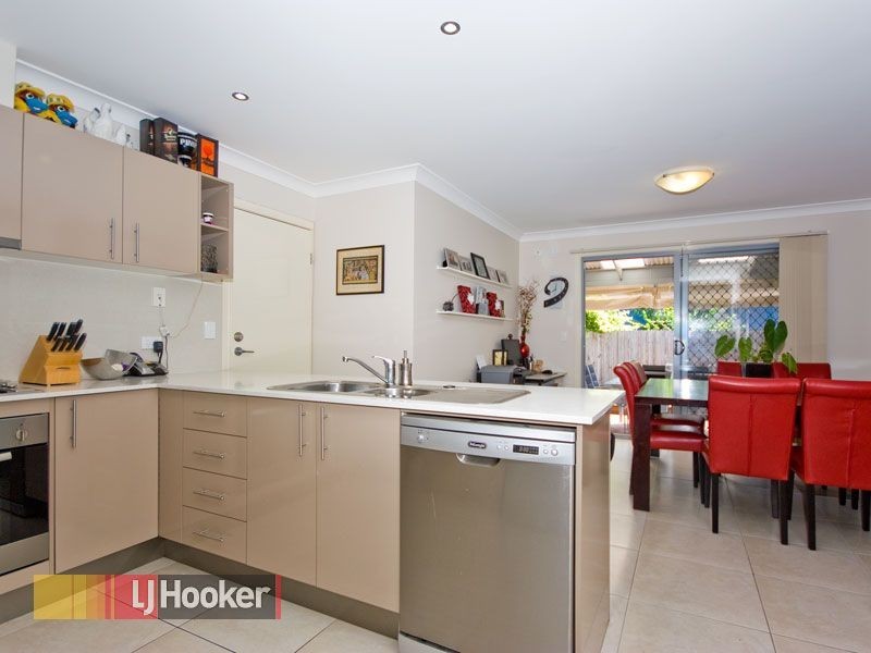2/15 Cowan Street, Chermside QLD 4032