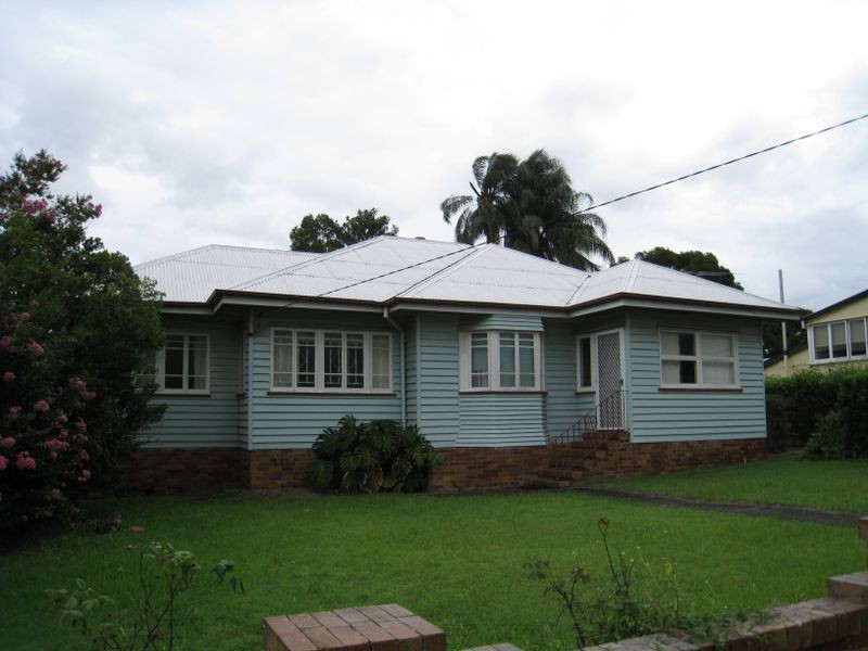 17 Hall Street, Chermside QLD 4032