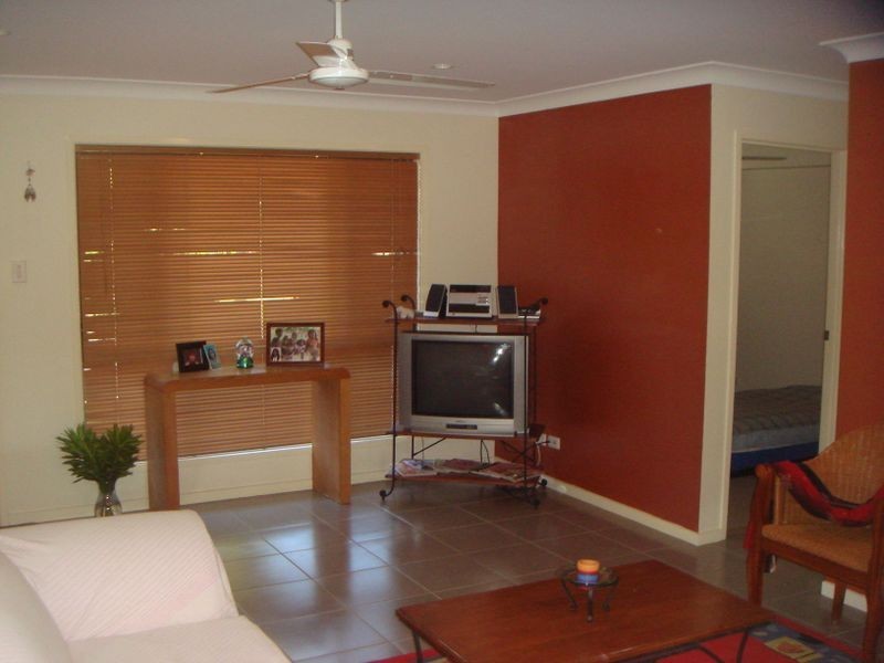 2/18 Numbucca Close, Murrumba Downs QLD 4503