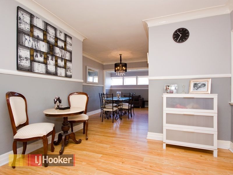 14 Chigwell Street, Wavell Heights QLD 4012