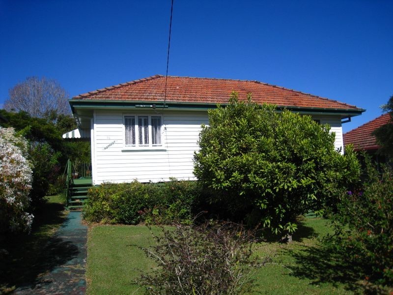 16 Kiama Street, Wavell Heights QLD 4012