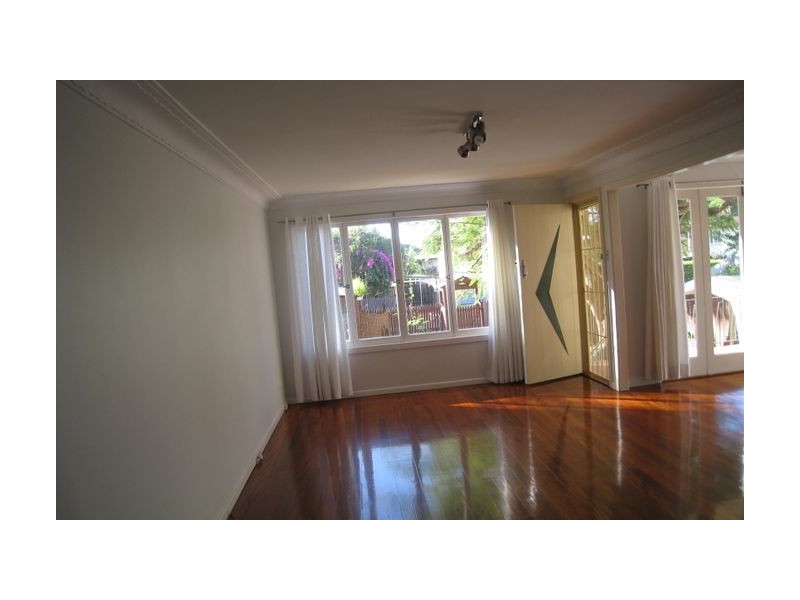 15 Caronga Street, Wavell Heights QLD 4012
