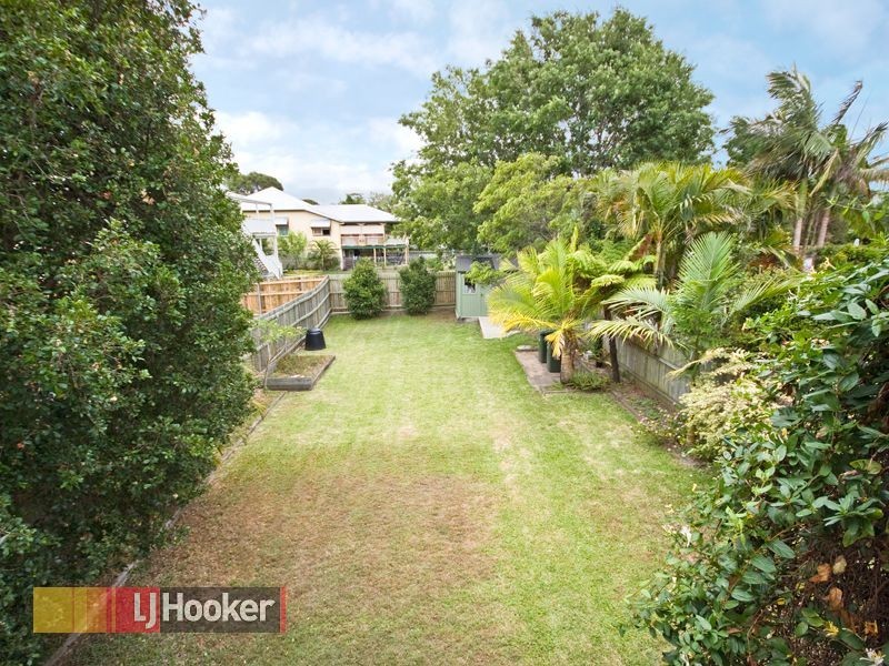 6 Cotton Street, Shorncliffe QLD 4017