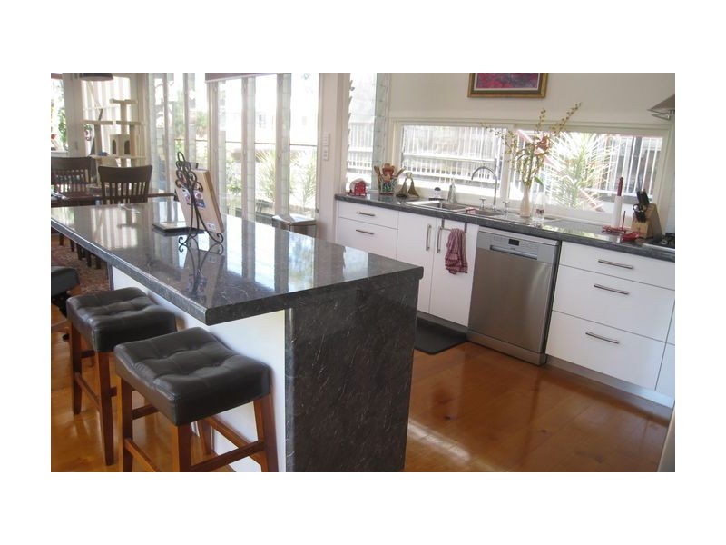 34 Grove Street, Albion QLD 4010