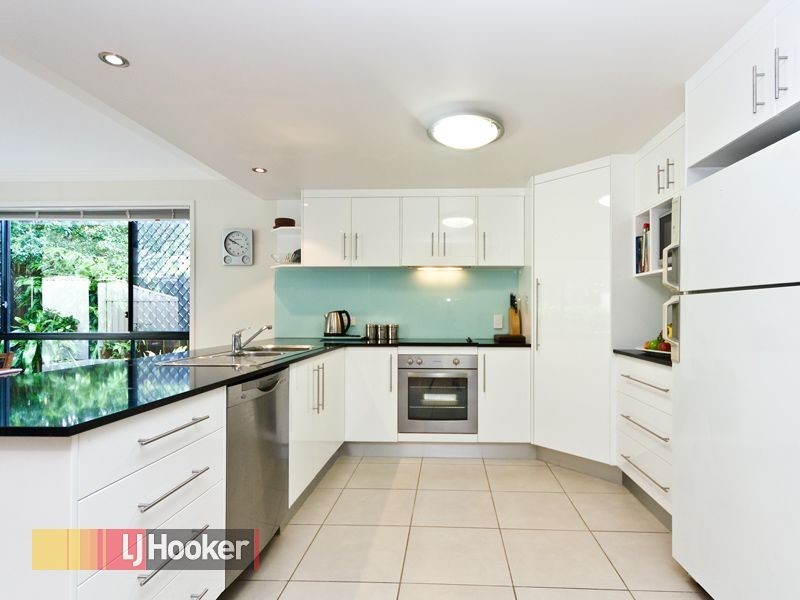 8 Watcombe Street, Wavell Heights QLD 4012