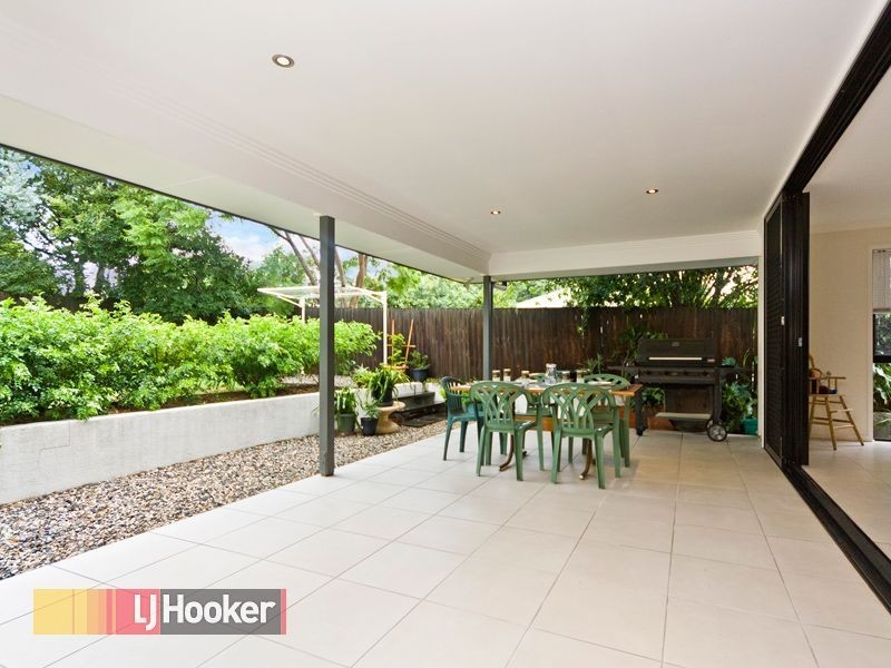 8 Watcombe Street, Wavell Heights QLD 4012
