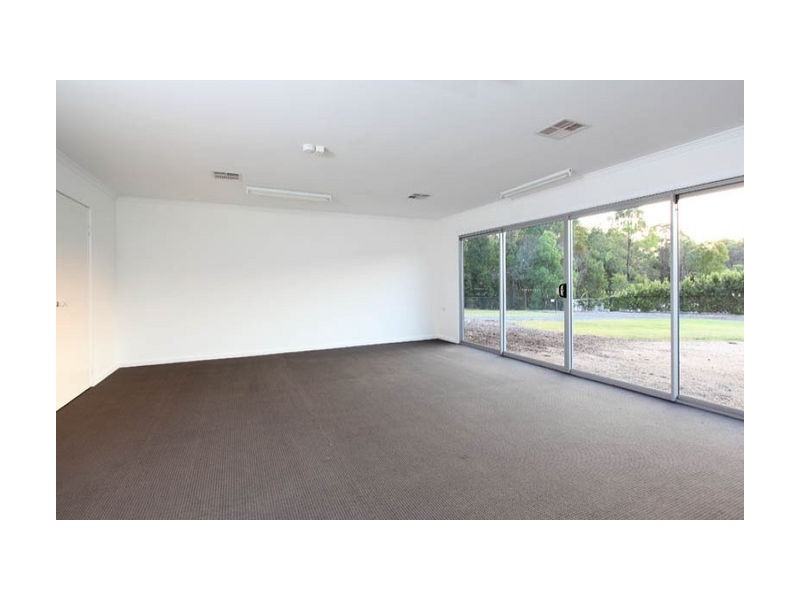 24 Priestley Road, Bridgeman Downs QLD 4035